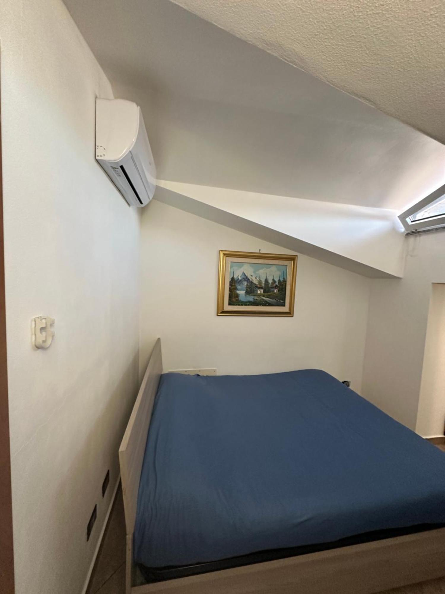 Hotel La Quercia Fiorita à Trivolzio Extérieur photo