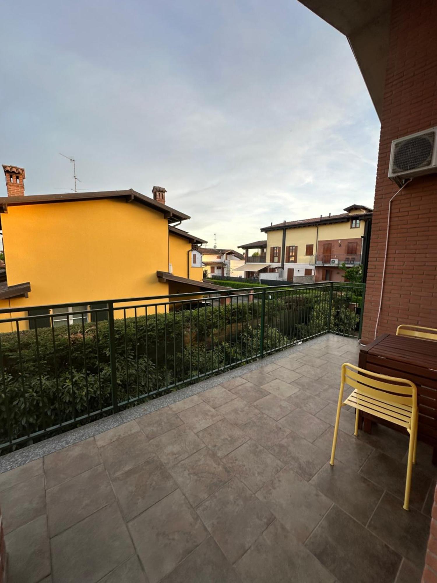 Hotel La Quercia Fiorita à Trivolzio Extérieur photo