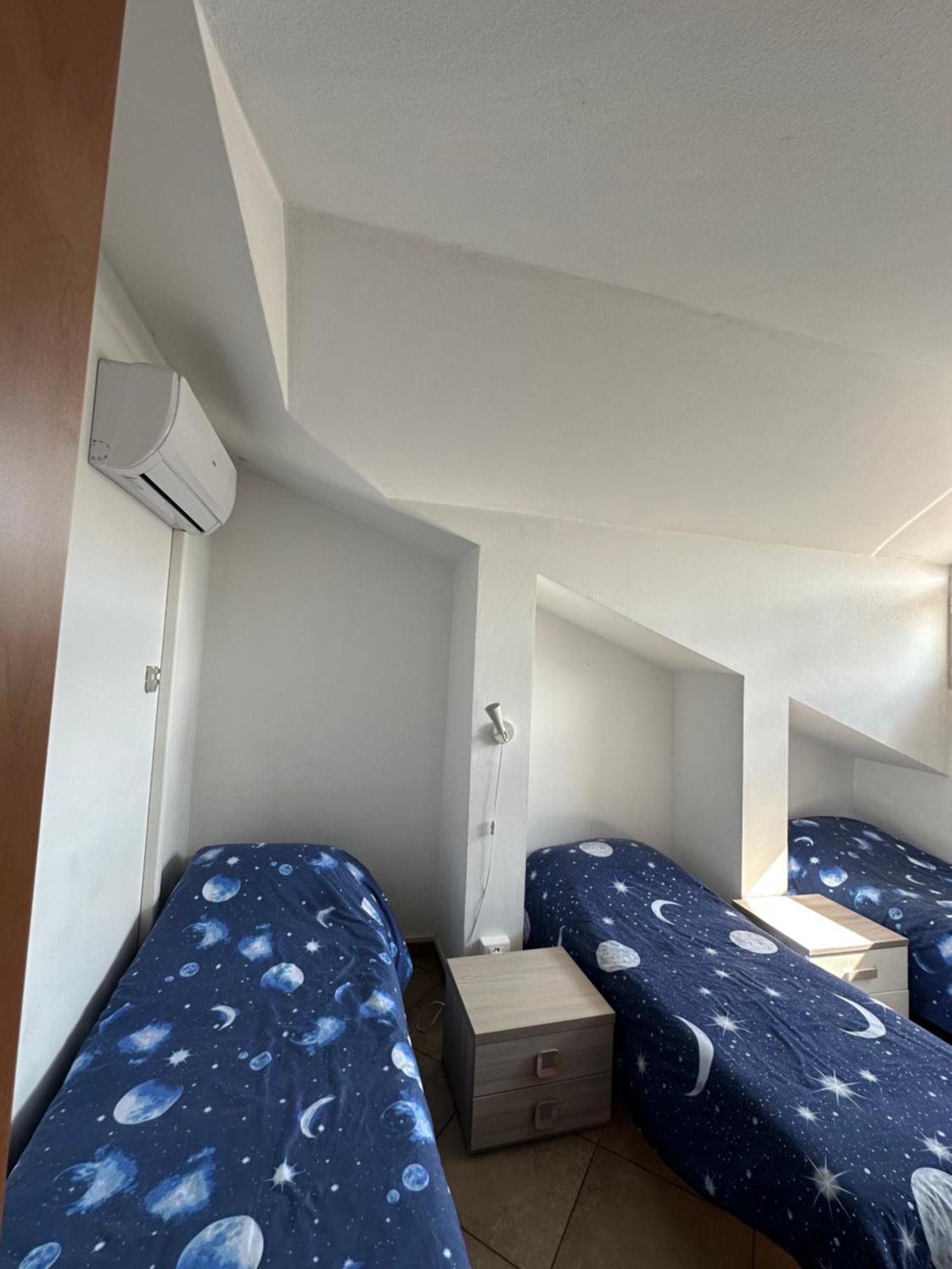 Hotel La Quercia Fiorita à Trivolzio Extérieur photo